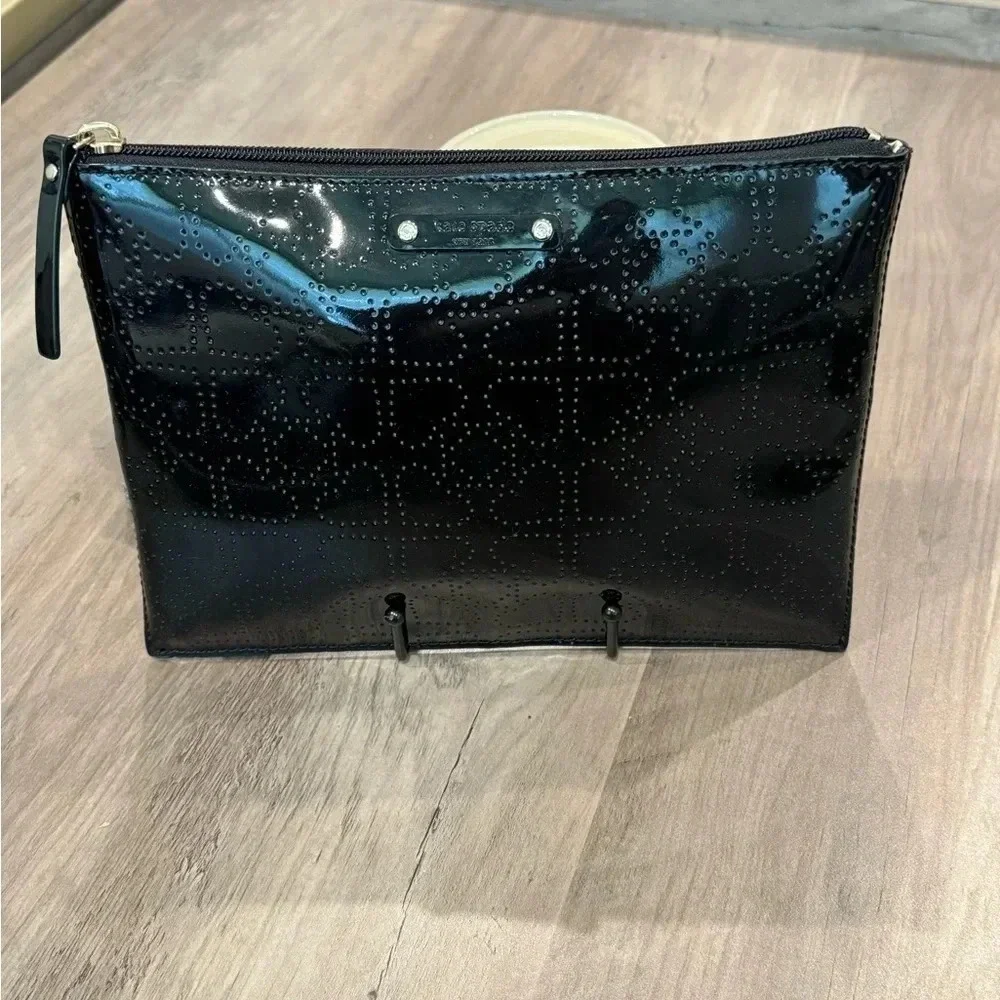 KATE SPADE NWT METRO SPADE BLACK PATENT LEATHER LARGE POUCH